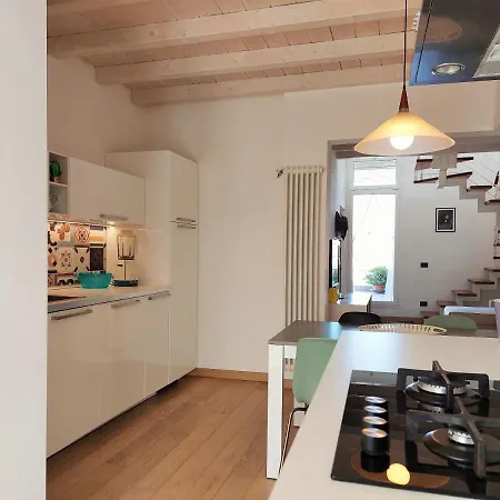 Casa Milla 아파트